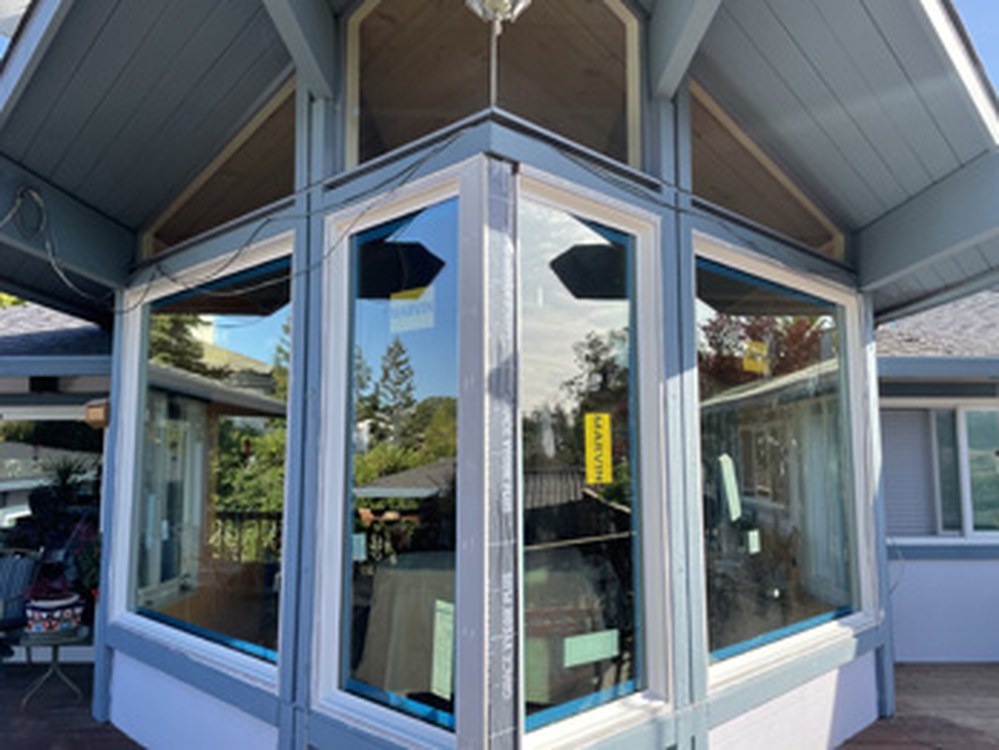 Residential windows by Bay Glass & Shower